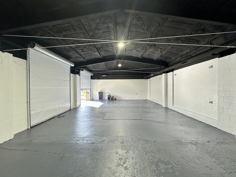 320 W Alexis Rd, Toledo, OH à louer - Photo intérieure – Image 3 sur 5