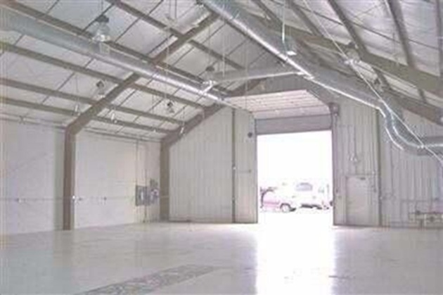 2246 Industrial Dr, Highland, IN à louer - Photo de l’immeuble – Image 1 sur 11