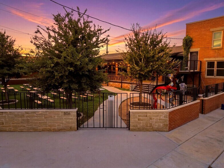806 S 2nd St, Abilene, TX à vendre - Photo de l’immeuble – Image 2 sur 28