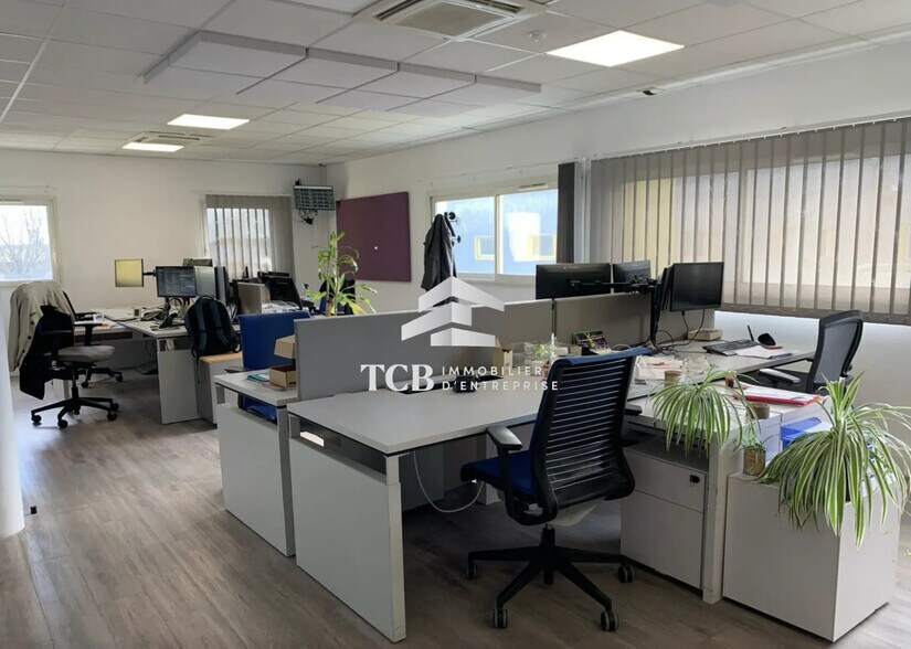 Bureau dans Bouguenais à louer - Photo de l’immeuble – Image 2 sur 5