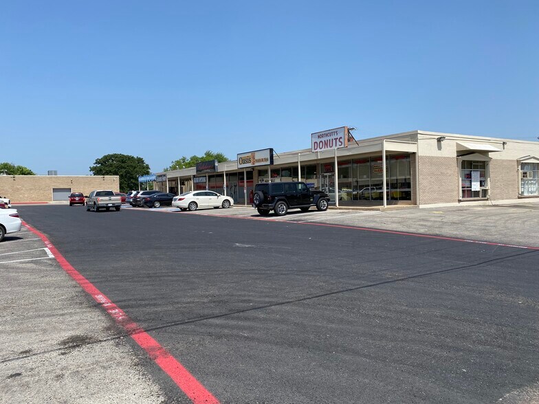 1185 S Broadway St, Sulphur Springs, TX à louer - Photo de l’immeuble – Image 3 sur 5
