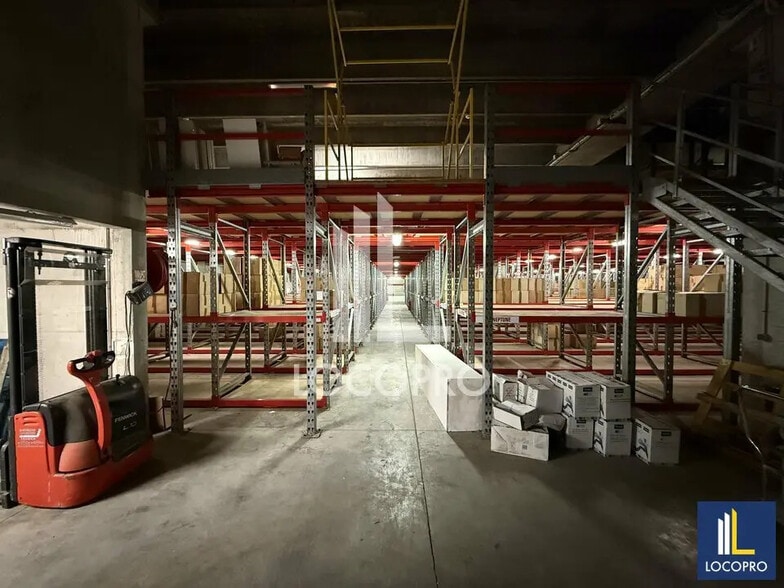 Local d’activités dans Vallauris à louer - Photo intérieure – Image 3 sur 18