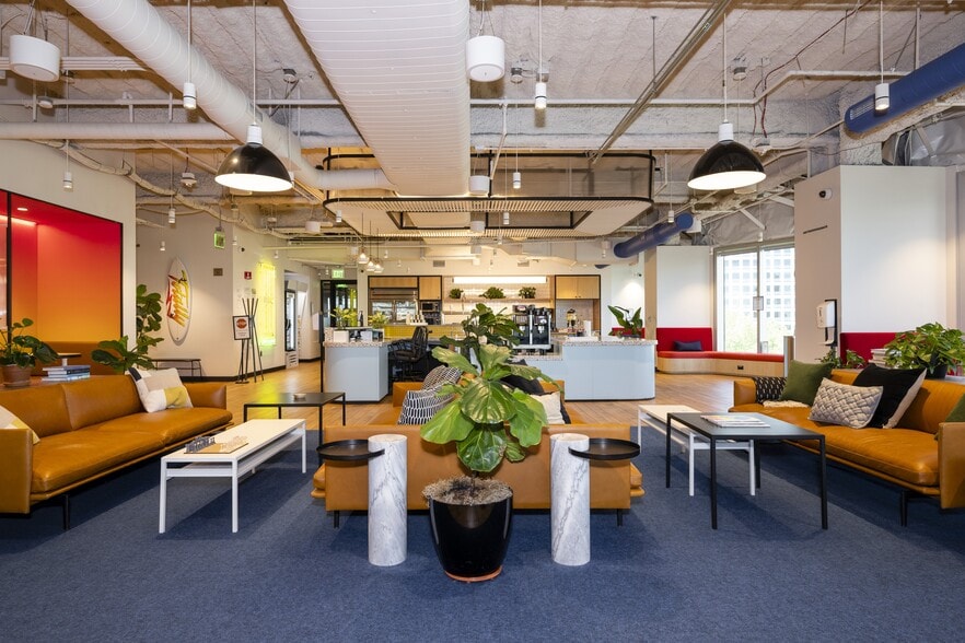 333 W San Carlos St, San Jose, CA à louer - Photo intérieure – Image 1 sur 26