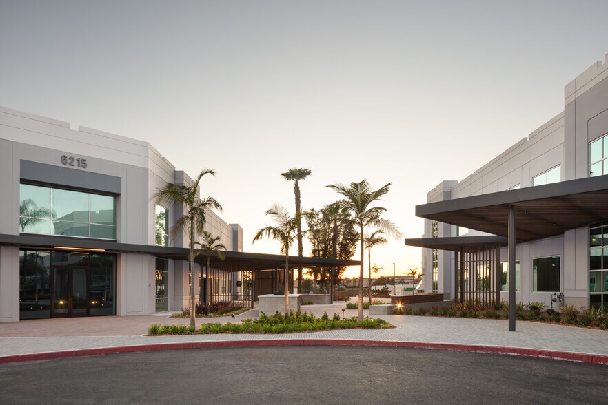 6197 El Camino Real, Carlsbad, CA à louer - Photo de l’immeuble – Image 2 sur 23