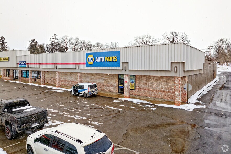 64-80 West Ave, Canandaigua, NY à vendre - Photo de l’immeuble – Image 3 sur 5