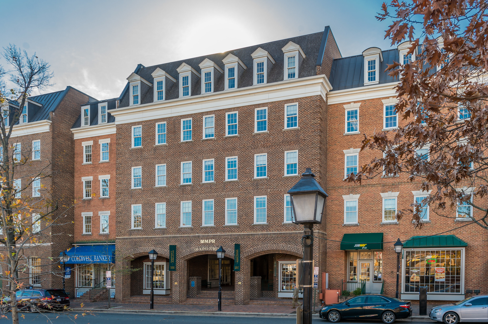 310-320 King St, Alexandria, VA à louer Photo de l’immeuble– Image 1 sur 9