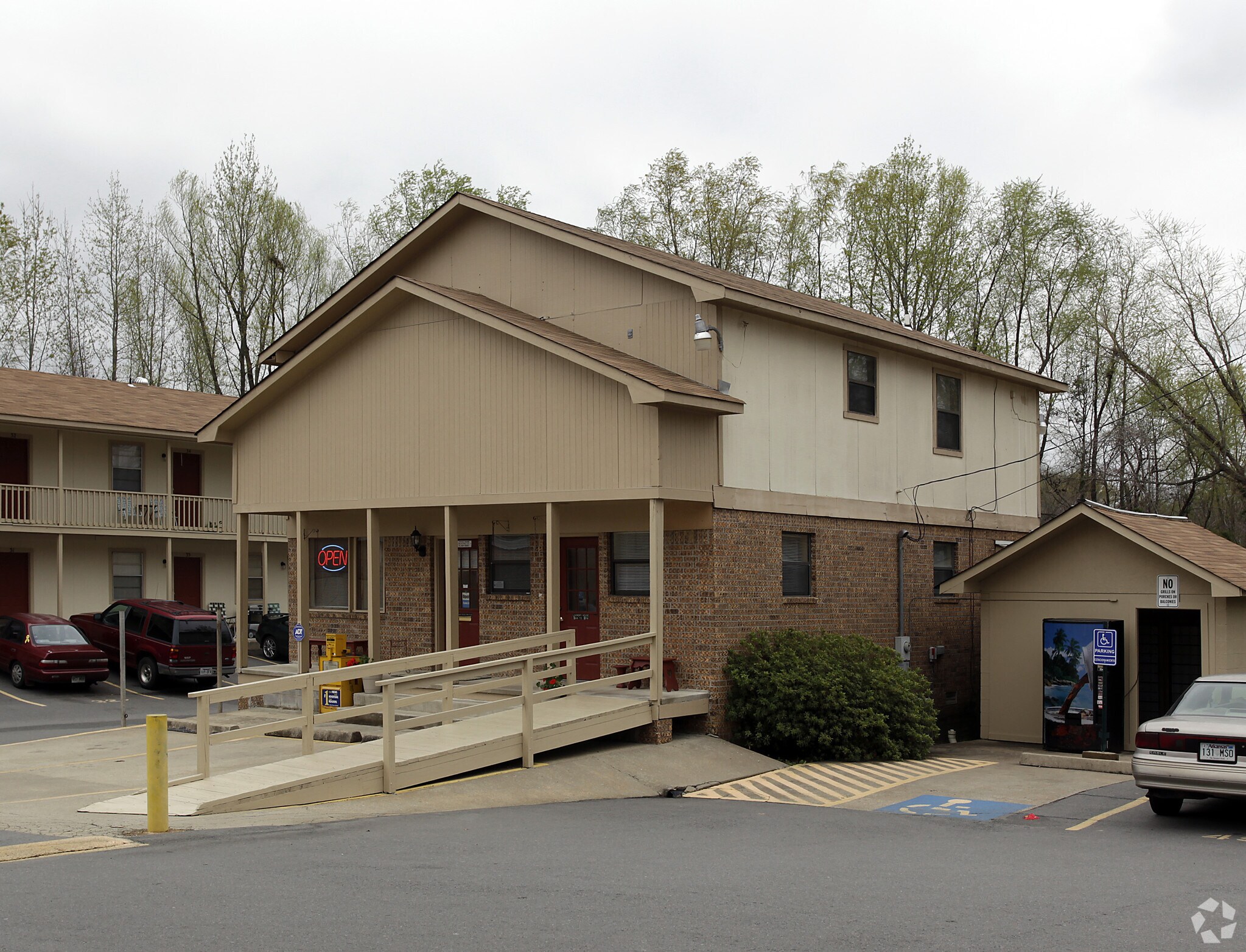 7603 Jacksonville Cutoff Rd, Jacksonville, AR à vendre Photo principale– Image 1 sur 3
