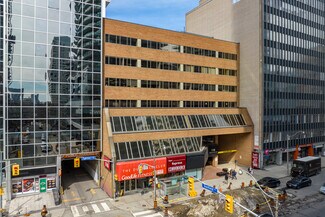 Plus de détails pour 110 Eglinton Ave E, Toronto, ON - Bureau à louer