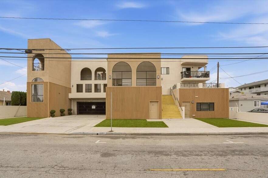 13801 Yukon Ave, Hawthorne, CA à vendre - Photo de l’immeuble – Image 2 sur 19