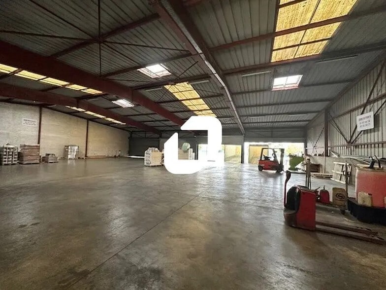Industriel/Logistique dans Garges-lès-Gonesse à vendre - Photo intérieure – Image 2 sur 9