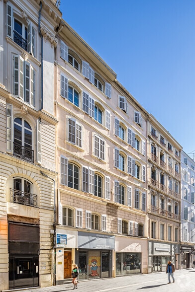 3-5 Rue Saint Ferreol, Marseille à louer - Photo de l’immeuble – Image 2 sur 2