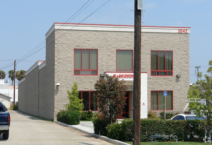 2842 Sherwin Ave, Ventura, CA à louer - Photo de l’immeuble – Image 2 sur 9