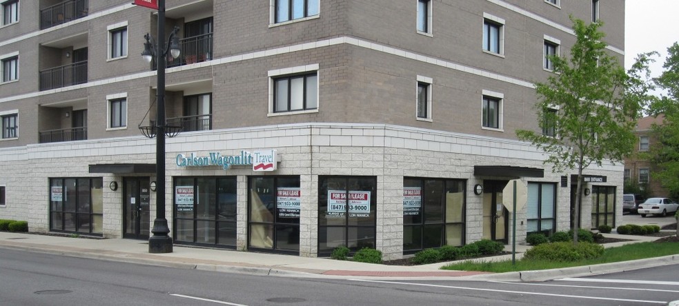 8850 Skokie Blvd, Skokie, IL à louer - Photo de l’immeuble – Image 1 sur 4