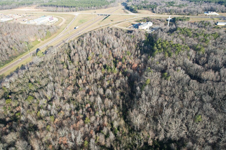 SE Frontage Interstate 55 N rd, Winona, MS à vendre - Photo principale – Image 2 sur 12