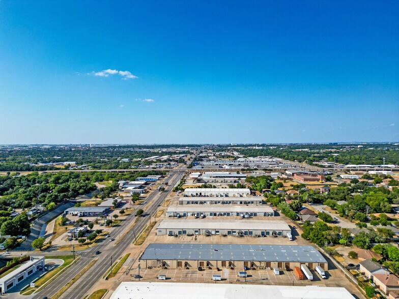 350 S Belt Line Rd, Irving, TX à louer - Photo de l’immeuble – Image 2 sur 4