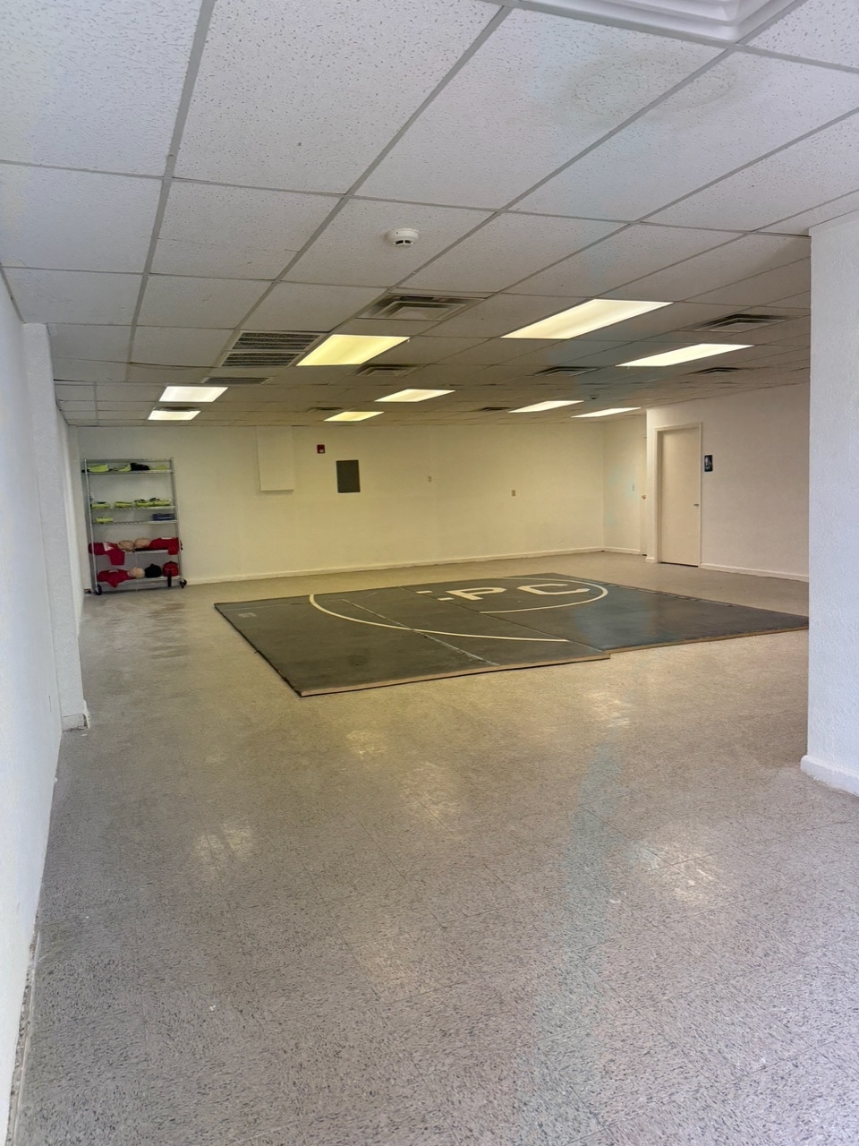 6501 Boeing Dr, El Paso, TX à louer Photo intérieure– Image 1 sur 11