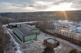 Plus de détails pour 30 Harris St, Putnam, CT - Bureau, Industriel/Logistique à louer