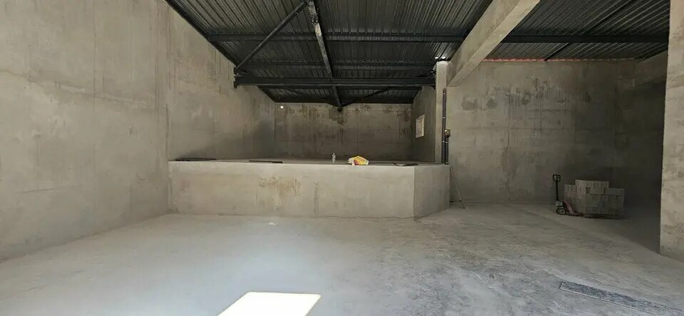 Local d’activités dans Nice à louer - Photo de l’immeuble – Image 3 sur 7