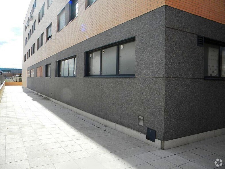 Immeuble residentiel dans Azuqueca de Henares, Guadalajara à vendre - Photo intérieure – Image 1 sur 1