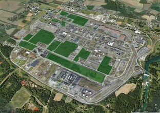 Lacq - VUE AÉRIENNE  vue de carte