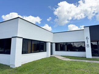 Plus de détails pour 618 State Route 31, McHenry, IL - Bureau à louer