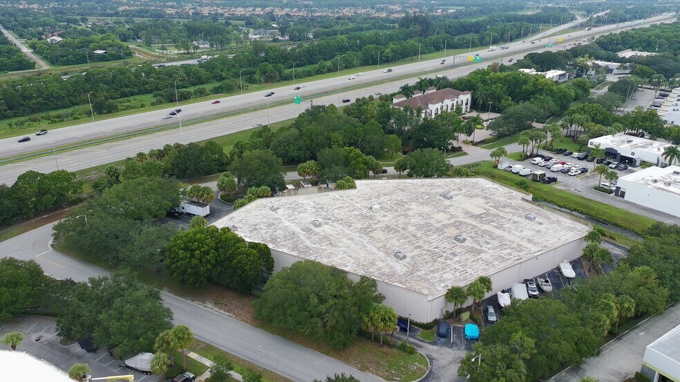 1125 Jupiter Park Dr, Jupiter, FL à vendre - Aérien – Image 2 sur 7