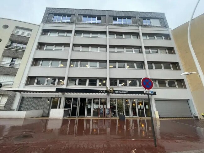 Plus de détails pour 42 Rue Barbès, Montrouge - Bureau à vendre