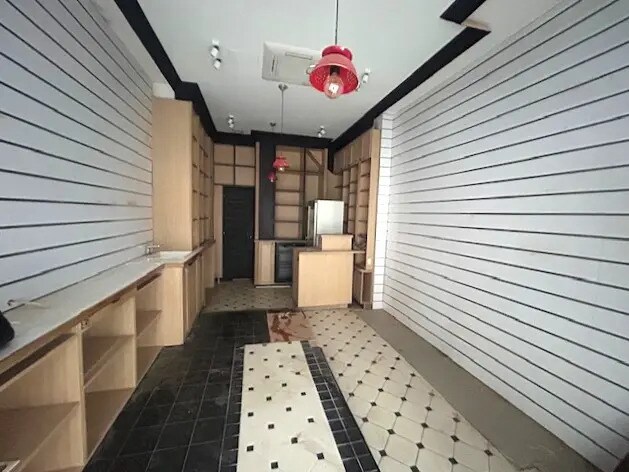 Local commercial dans Paris à vendre - Photo intérieure – Image 3 sur 5