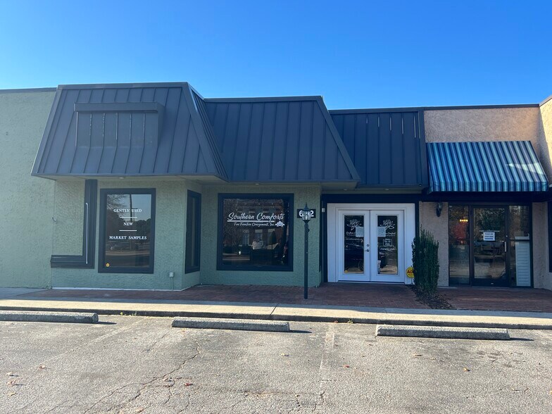 600-698 E Arlington Blvd, Greenville, NC à louer - Photo de l’immeuble – Image 2 sur 8