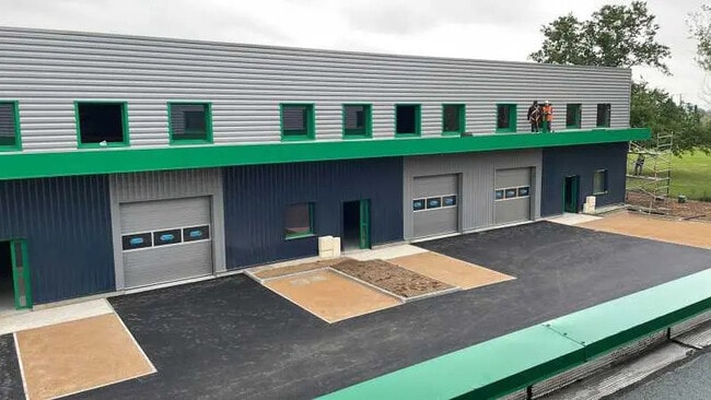 Plus de détails pour Bureau, Local d'activités à louer