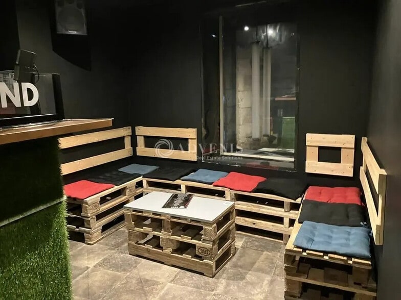 Local commercial dans Bourges à vendre - Photo de l’immeuble – Image 3 sur 3