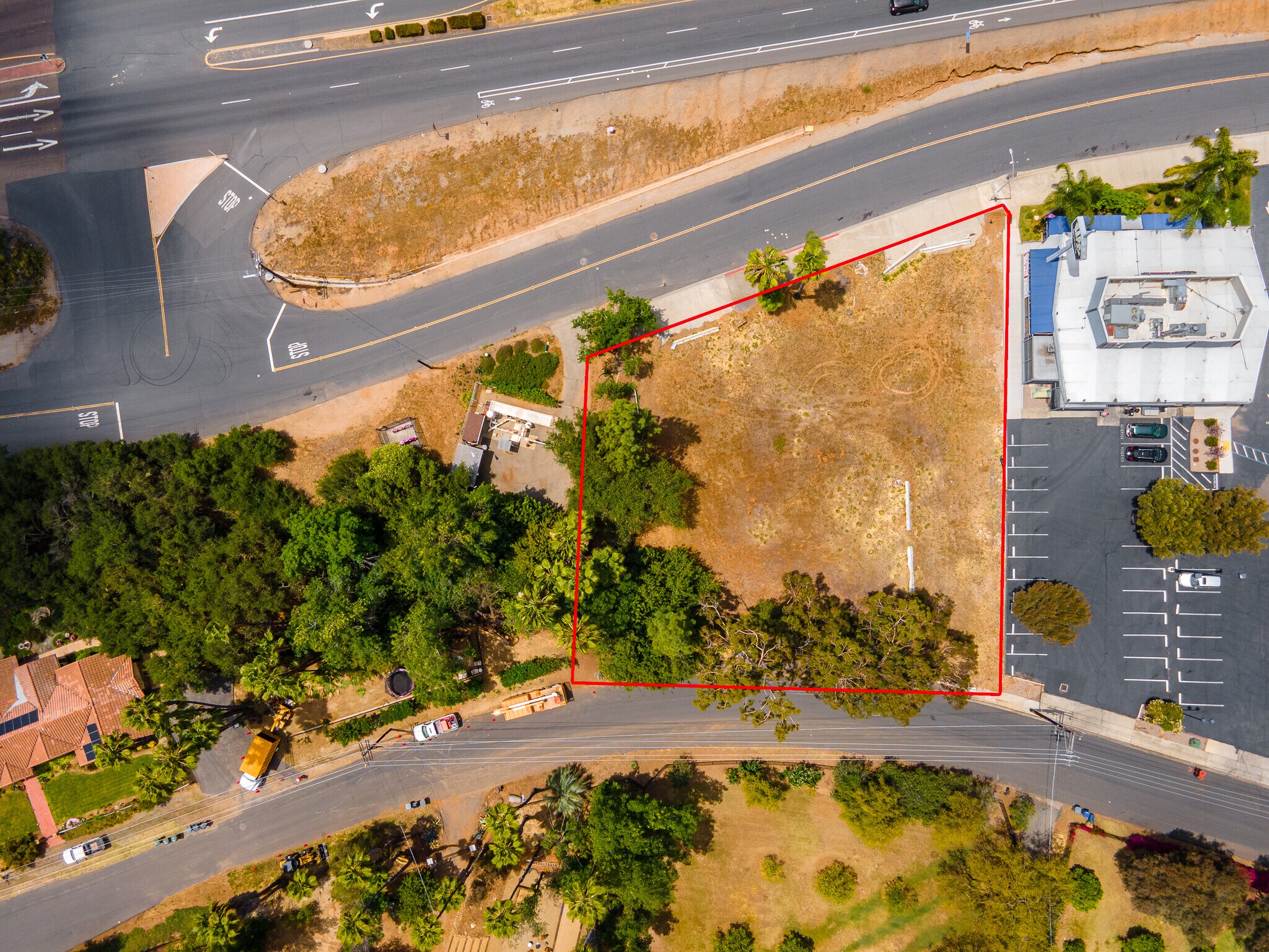 2690 S Escondido Blvd, Escondido, CA à vendre Photo principale– Image 1 sur 12