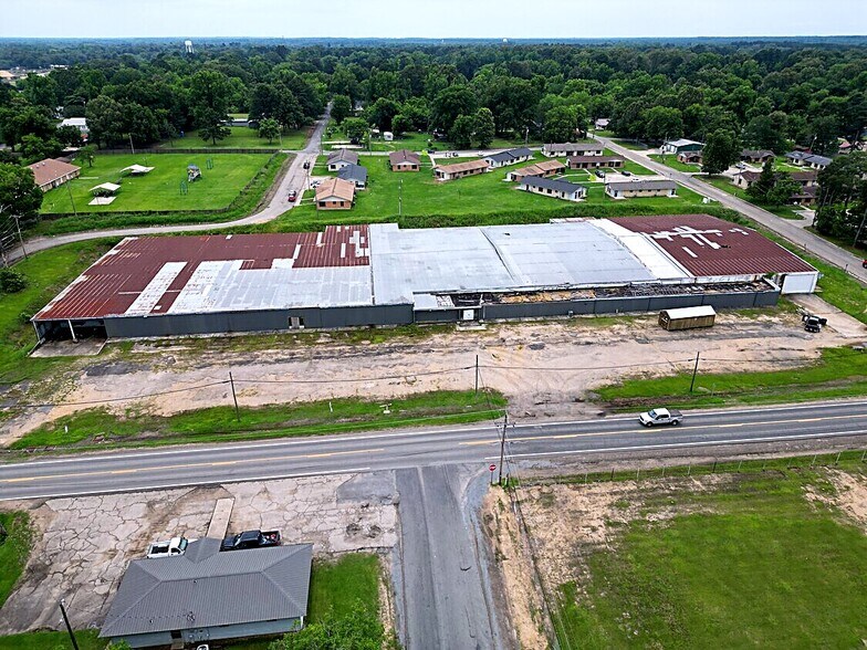 701 W Central Ave, Warren, AR à louer - Photo de l’immeuble – Image 2 sur 13