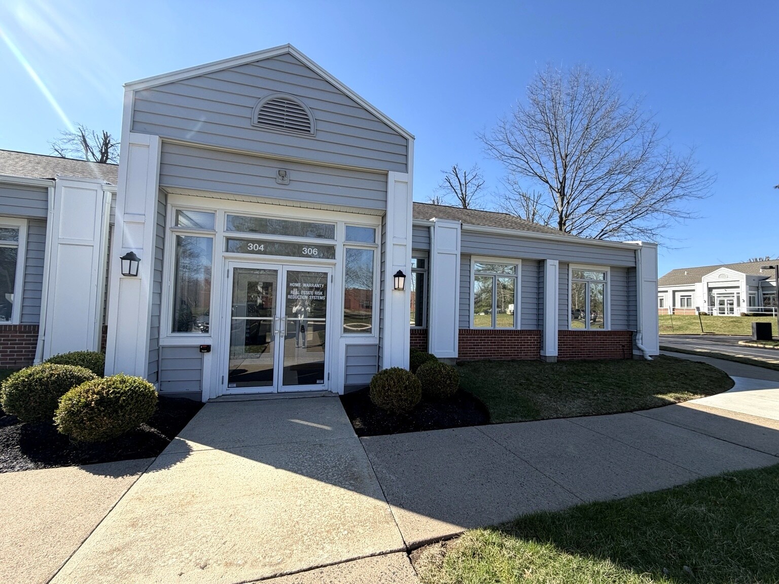 304 Corporate Dr E, Langhorne, PA à vendre Photo principale– Image 1 sur 9
