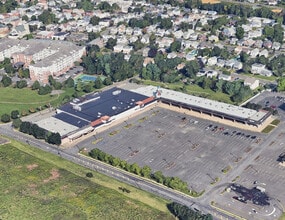 120 Orlando Dr, Raritan, NJ à louer Photo de l’immeuble– Image 1 sur 7