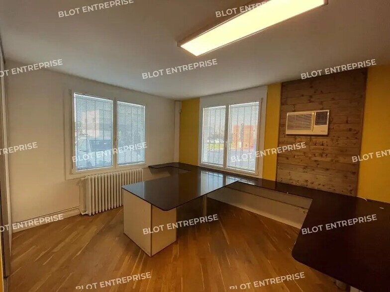 17 Rue Des Compagnons, Saint-Herblain à louer - Photo de l’immeuble – Image 2 sur 8