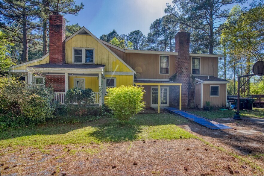 1205 Lightfoot Rd, Williamsburg, VA à louer - Photo de l’immeuble – Image 3 sur 3