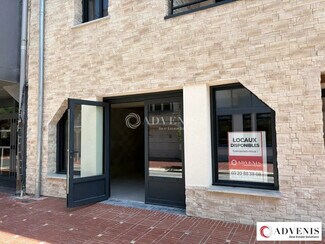 Plus de détails pour Local commercial à louer