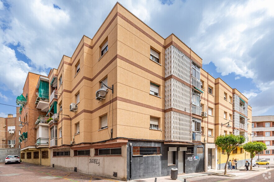 Immeuble residentiel dans Alcobendas, Madrid à vendre - Photo de l’immeuble – Image 3 sur 3