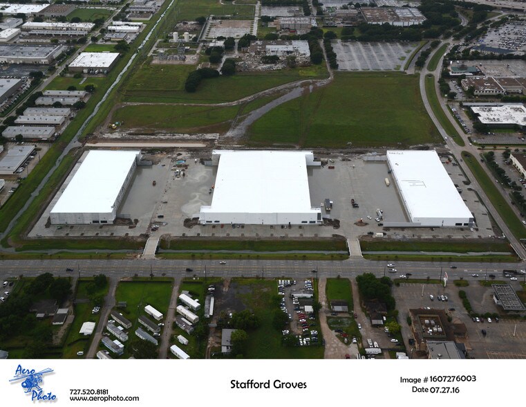 10643 W Airport Blvd, Stafford, TX à louer - Aérien – Image 3 sur 8