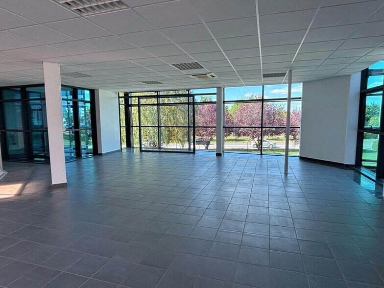 2 Rue Jean Monnet, Chevigny-Saint-Sauveur à vendre - Photo de l’immeuble – Image 2 sur 14