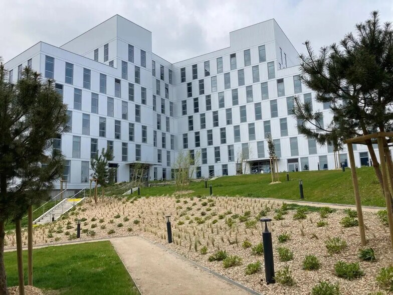 Boulevard Salvador Allende, Saint-Herblain à louer - Photo de l’immeuble – Image 2 sur 11