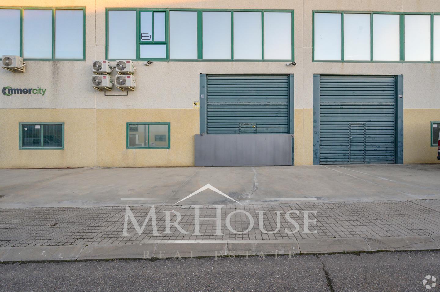 Industriel/Logistique dans Yuncos, Toledo à vendre Photo principale– Image 1 sur 32