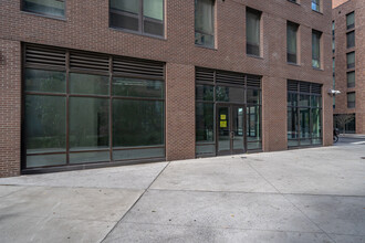 1725 Village Ln, Far Rockaway, NY à louer Photo intérieure– Image 2 sur 3