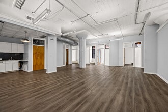 222 W Ontario St, Chicago, IL à louer Photo intérieure– Image 1 sur 7