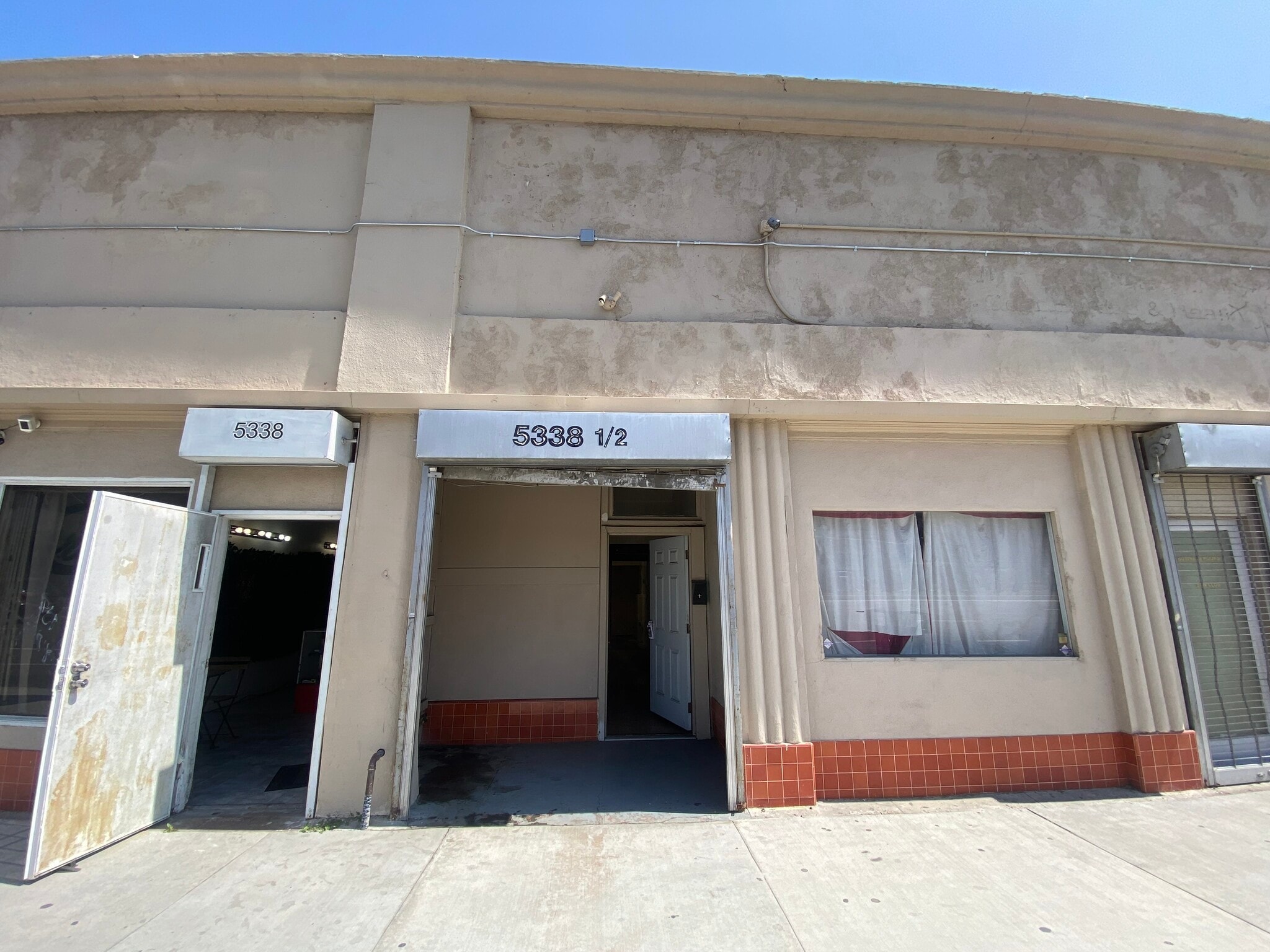 5336-5342 Crenshaw Blvd, Los Angeles, CA à louer Photo intérieure– Image 1 sur 9