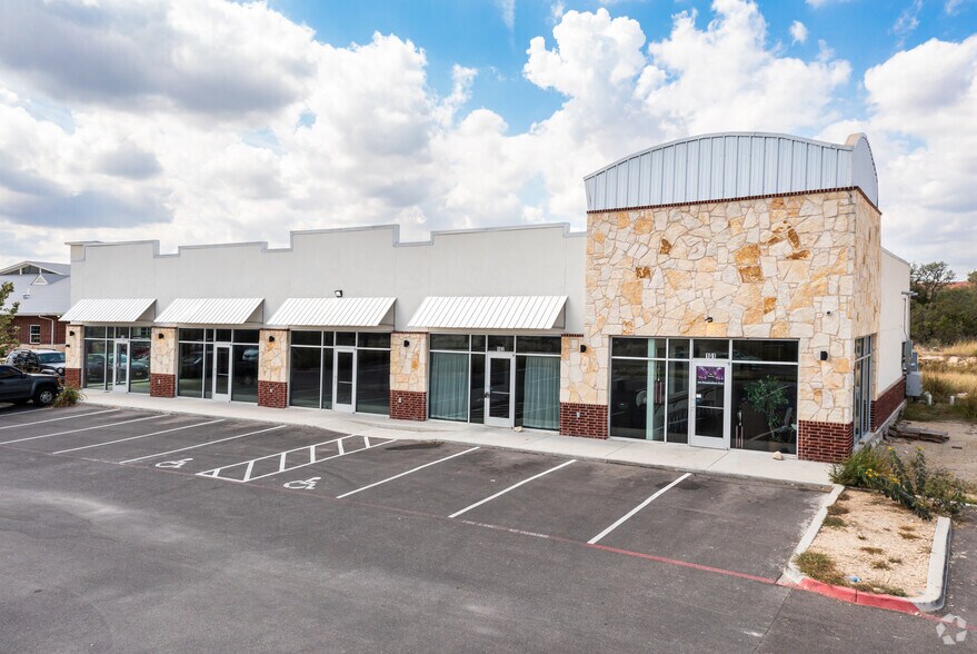 119 Exeter Place Dr, San Antonio, TX à louer - Photo principale – Image 1 sur 6