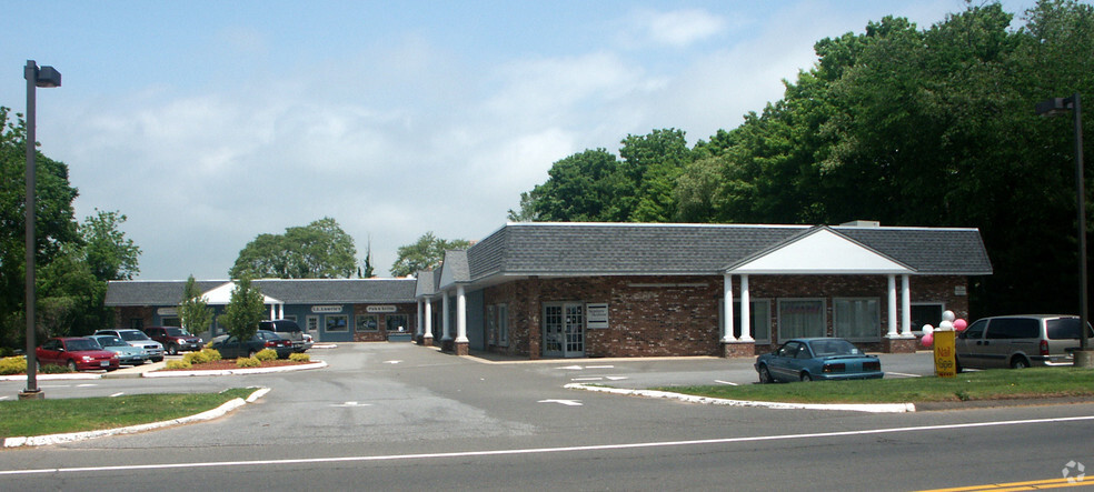 51 Boston Post Rd, Madison, CT à louer - Photo principale – Image 1 sur 4