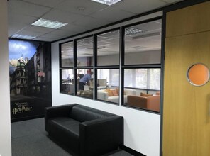 Walnut Tree Clos, Guildford à louer Photo intérieure– Image 2 sur 2