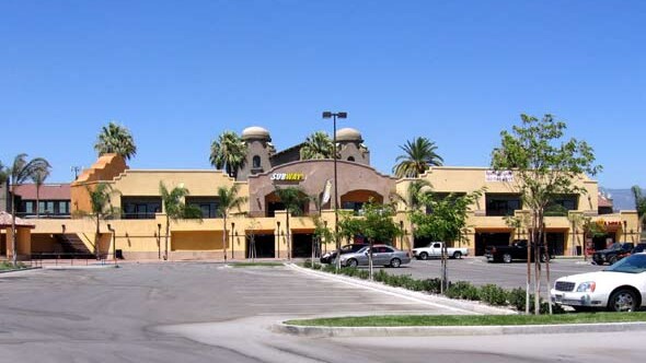 1108 W 2nd St, San Bernardino, CA à vendre - Photo de l’immeuble – Image 3 sur 3